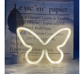 Настінний LED декор "Метелик білий", батарейки / USB