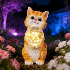 Садова фігурка "Котик з кулею" 20 см, на сонячній батареї